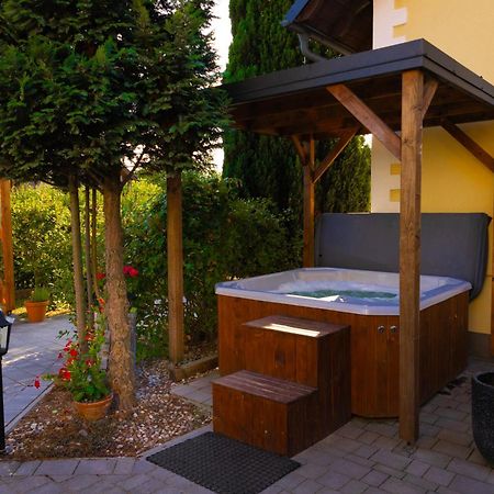Hotel Mkj Mireno Stegna  Esterno foto